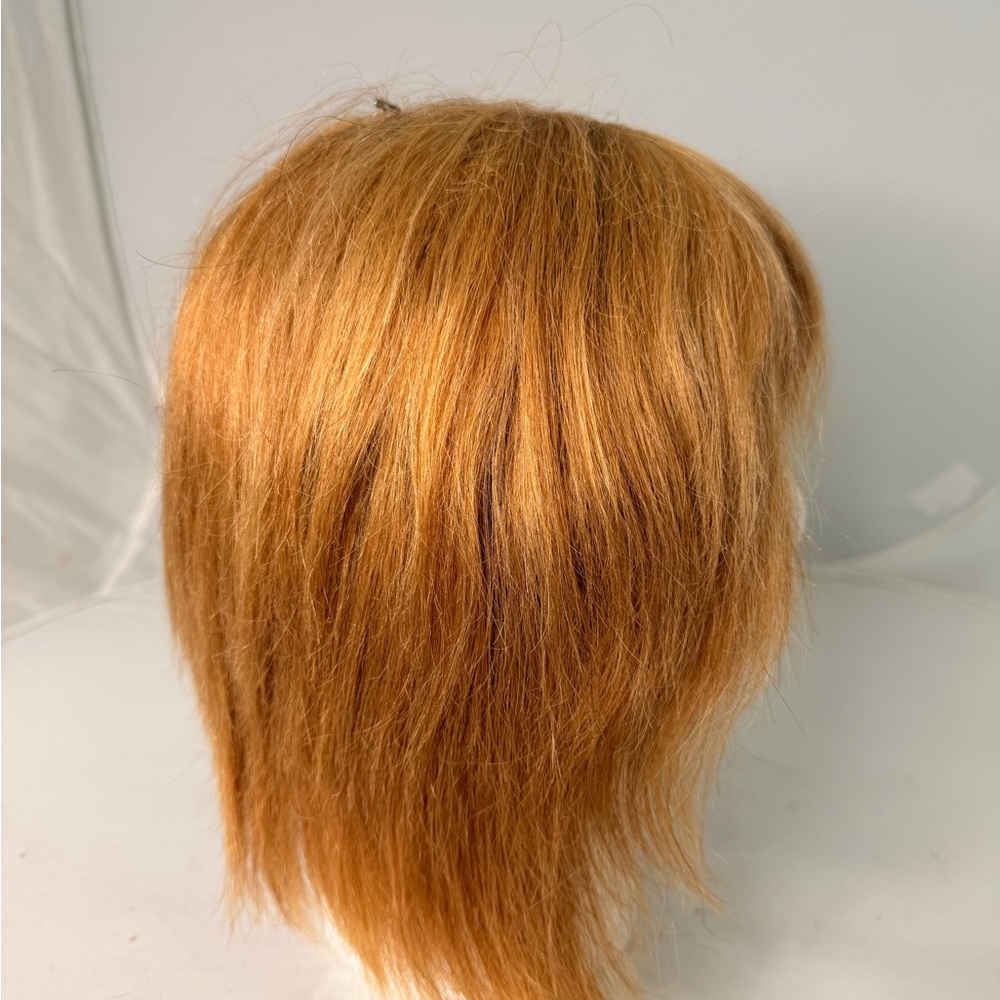 Wig - Picture 2 of 5